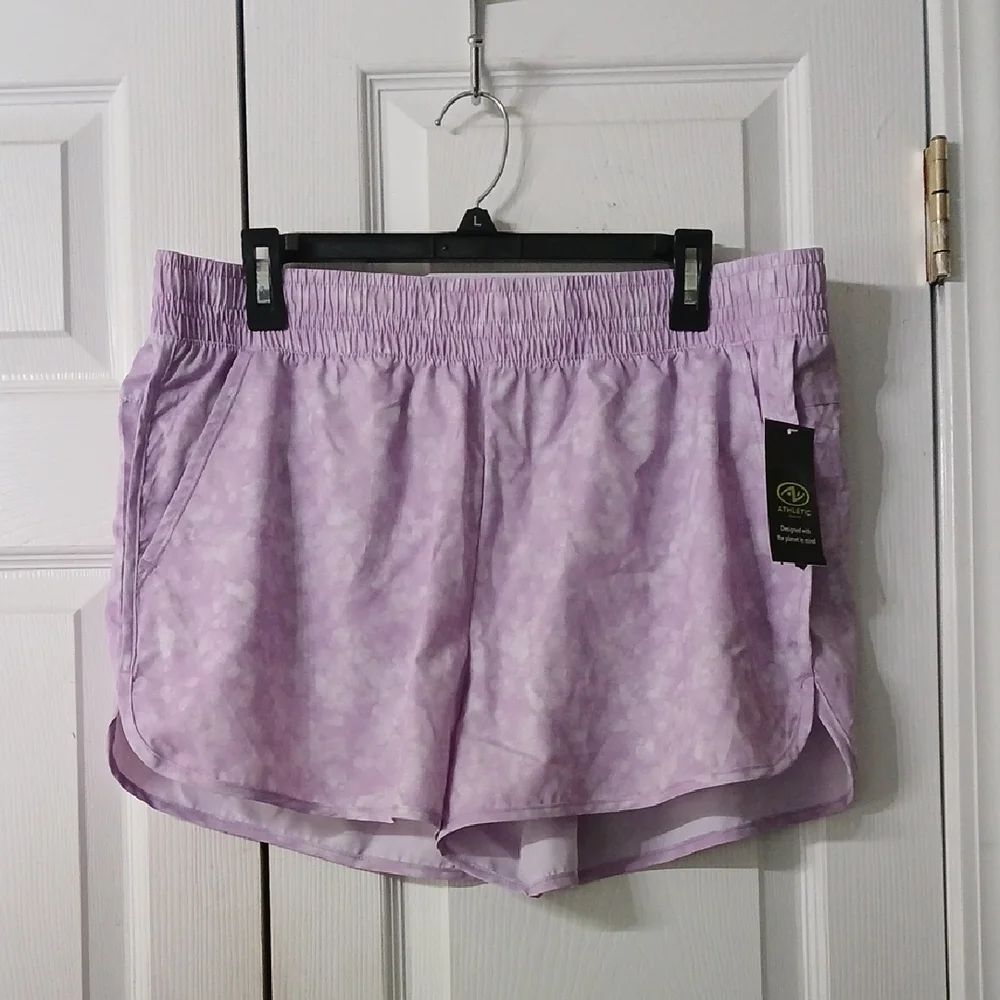 Athletic Works Lavender Women's Shorts  Sz L (12-14) NWT